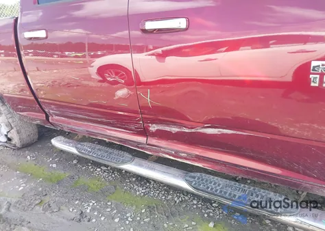 2017 Ram 1500 Slt 4X4 6'4 Box из США, поврежденный, VIN 1C6RR7TT0HS807606